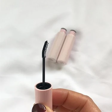 product-375-375 lash bond